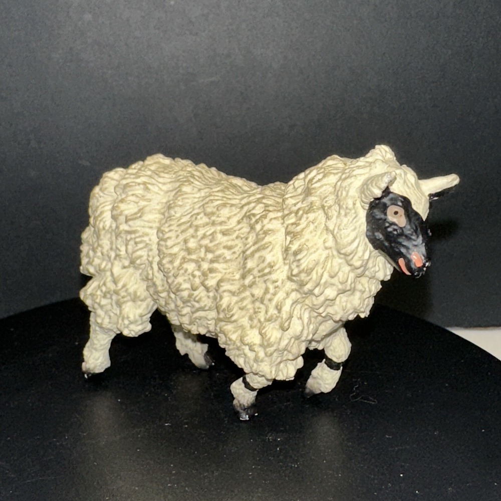 Blackface Sheep Animal Figure Safari Ltd 1991 Farm or Nativity Animal Vintage
